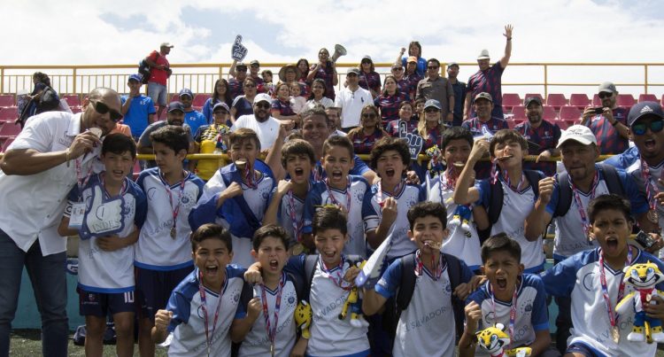 El Salvador, rey del fútbol masculino de los Juegos Codicader Nivel Primario Inclusivos