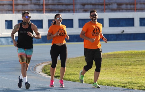 La ultra triatleta Aixa Martínez inicia las 24 horas de carrera continua –  Instituto Nacional de los Deportes de El Salvador