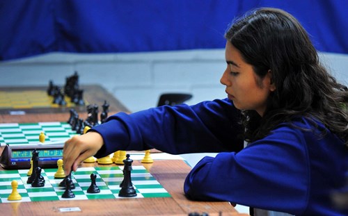La Maestra FIDE Angie García se corona reina de su categoría