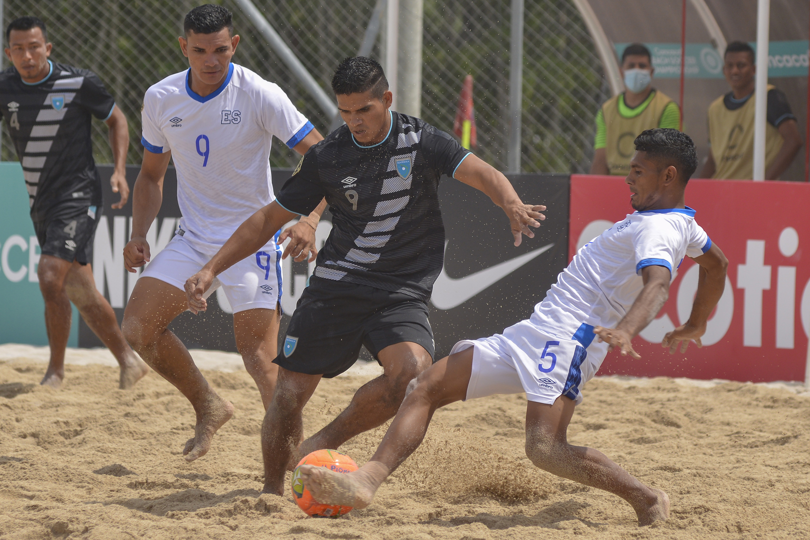 El Salvador clasifica a cuartos de final del Premundial de Fútbol Playa