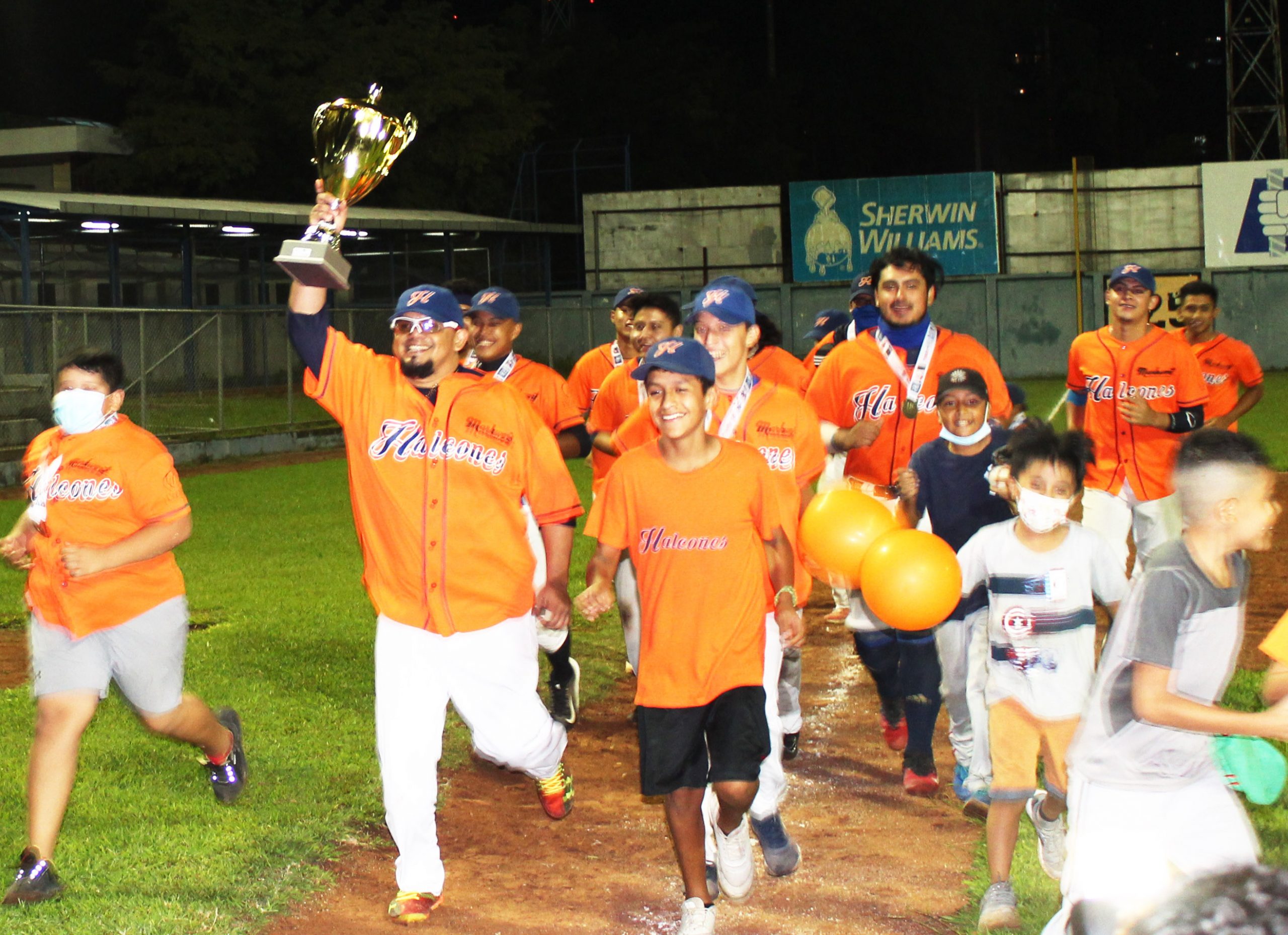 Halcones Se Tituló Campeón Nacional Instituto Nacional De Los Deportes De El Salvador 1577