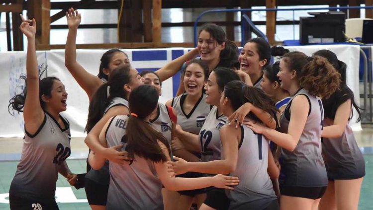 El Salvador logró su primera victoria en el Centroamericano Mayor de Voleibol Sala Femenino