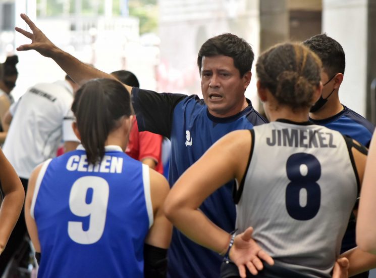 Técnico destaca la garra de salvadoreñas en Centroamericano de voleibol