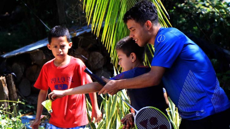 Uriel Canjura el badmintonista de plata panamericana forjado en Suchitoto