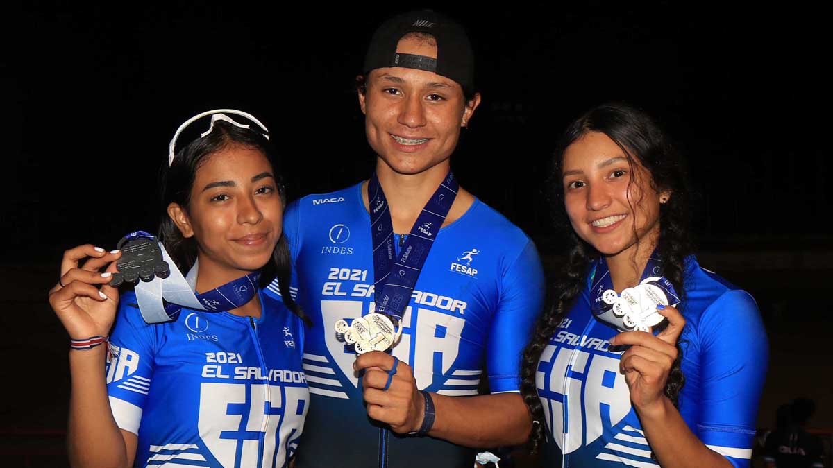 El Salvador suma más medallas de oro en el Centroamericano de Patinaje