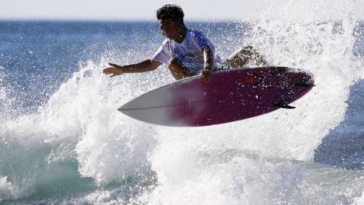 Preselecciones juveniles de surf retoman sus entrenamientos