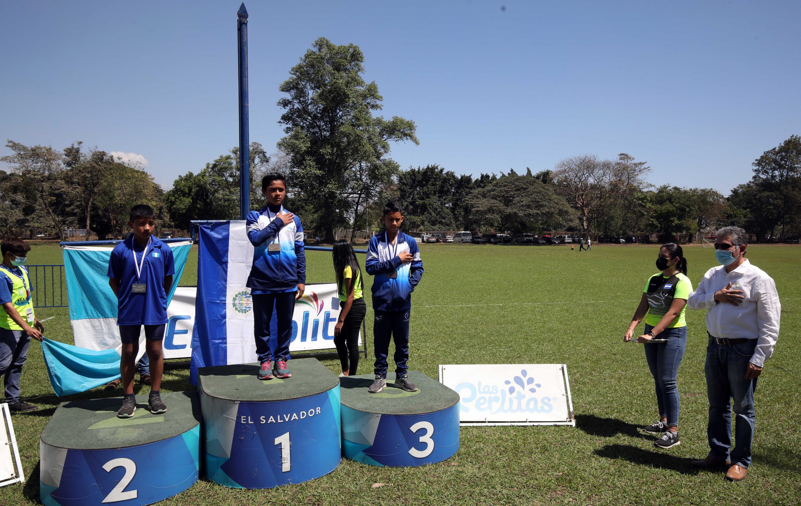 Salvadoreños Destacan En Centroamericano De Campo Traviesa Instituto Nacional De Los Deportes 