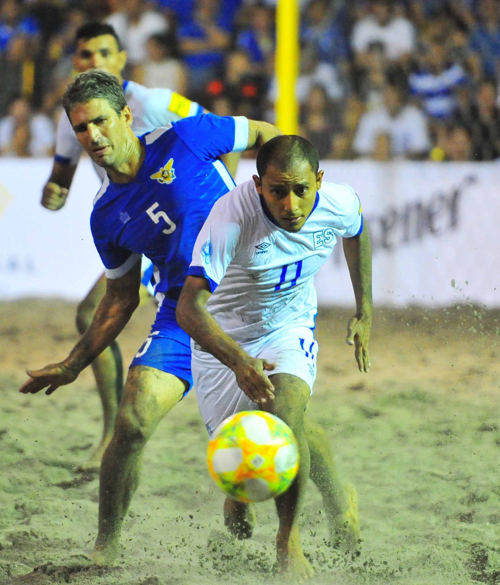 La Selección Nacional de Fútbol Playa se coronó campeona de El Salvador  Beach Beach Soccer Cup 2022. – Federación Salvadoreña de Fútbol