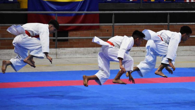 Karatecas salvadoreños suman tres bronces en el Centroamericano y del Caribe