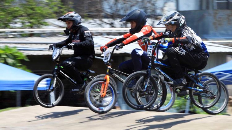 Se eleva la adrenalina en la tercera fecha de la Primera Copa de Bicicross