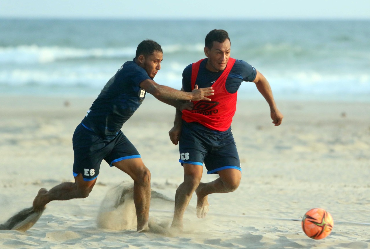 La Selecta Playera, campeona de la Beach Soccer Cup - Noticias de El  Salvador