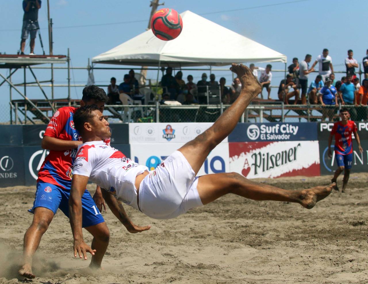 Arranca el Campeonato de Fútbol Playa en Arenas del Plata » Portal